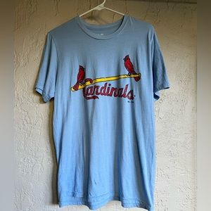 Men’s medium St. Louis Cardinals t-shirt blue like new